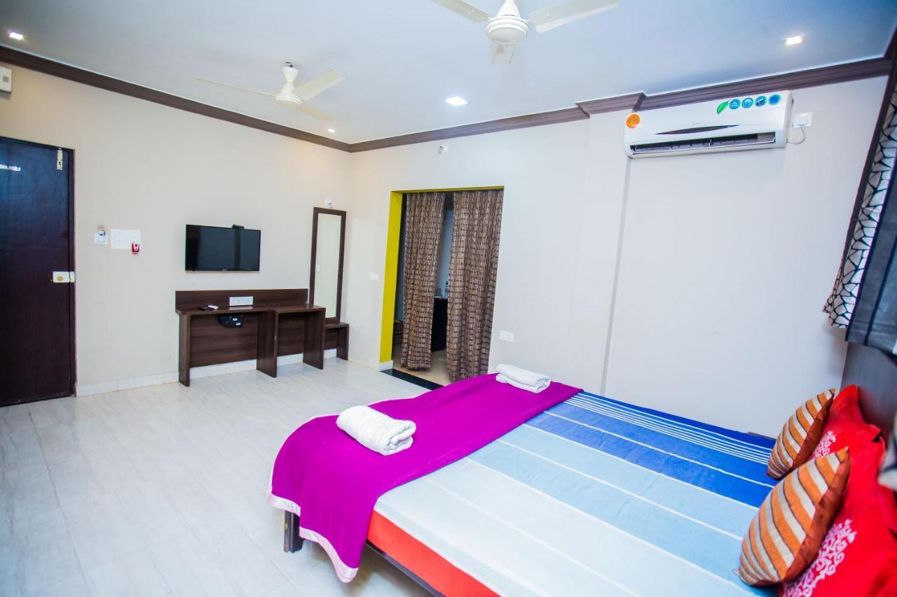 The Goah Hotel 칼랑굿 외부 사진